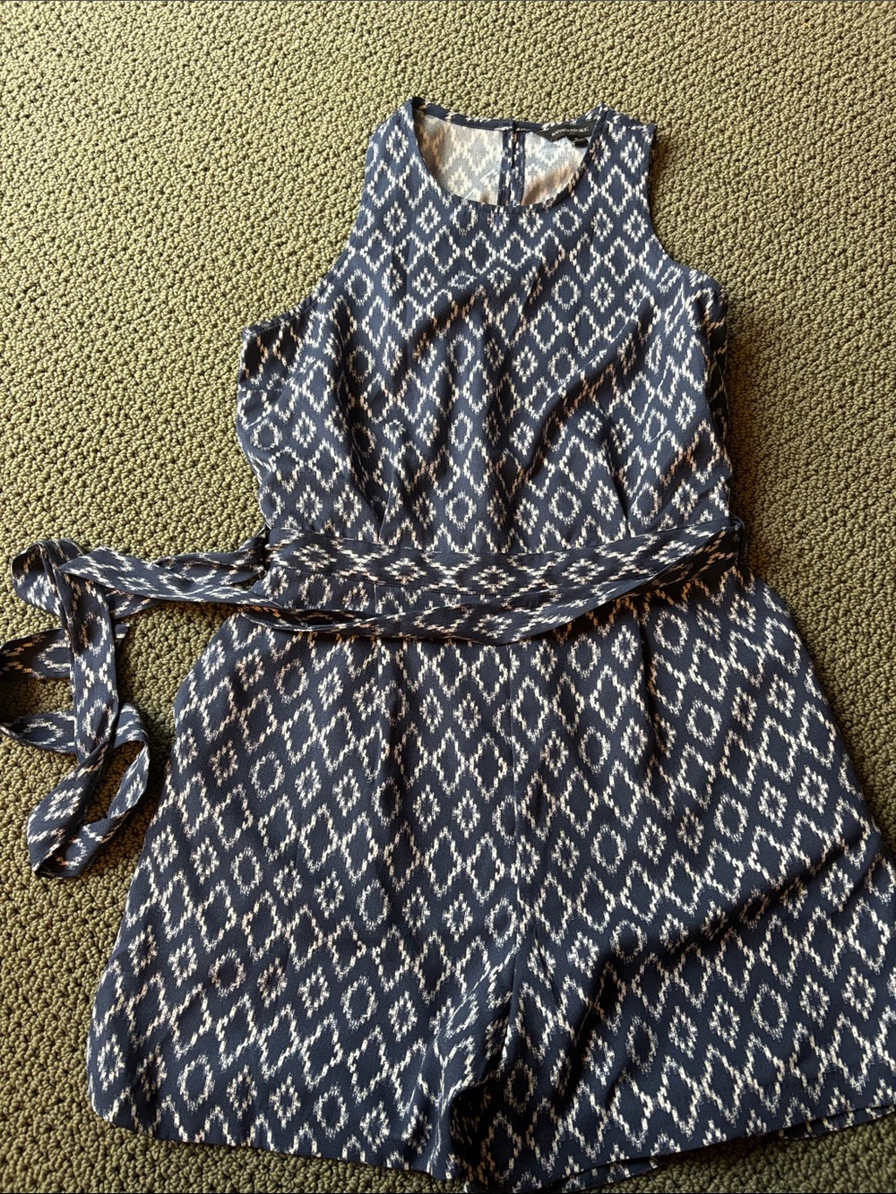 Banana Republic Romper elastic back Waist Sleeveless blue belt size 8 pockets